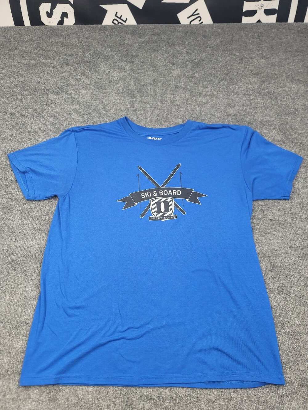 Duke University Ski & Board Sports Club Gildan Performance T-shirt Size Large